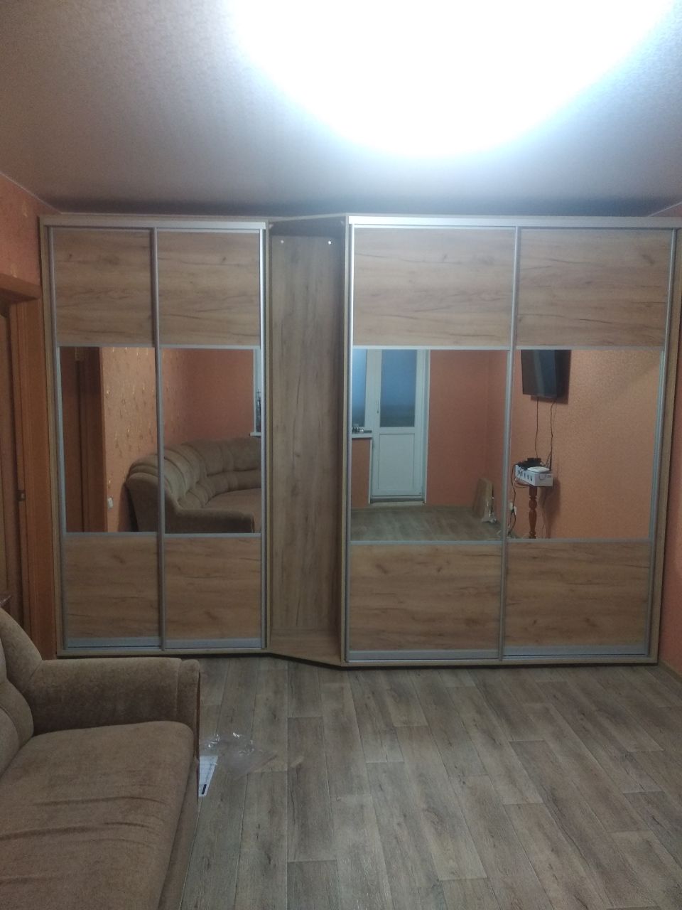 Шкаф купе с переходом Шкаф купе с переходом